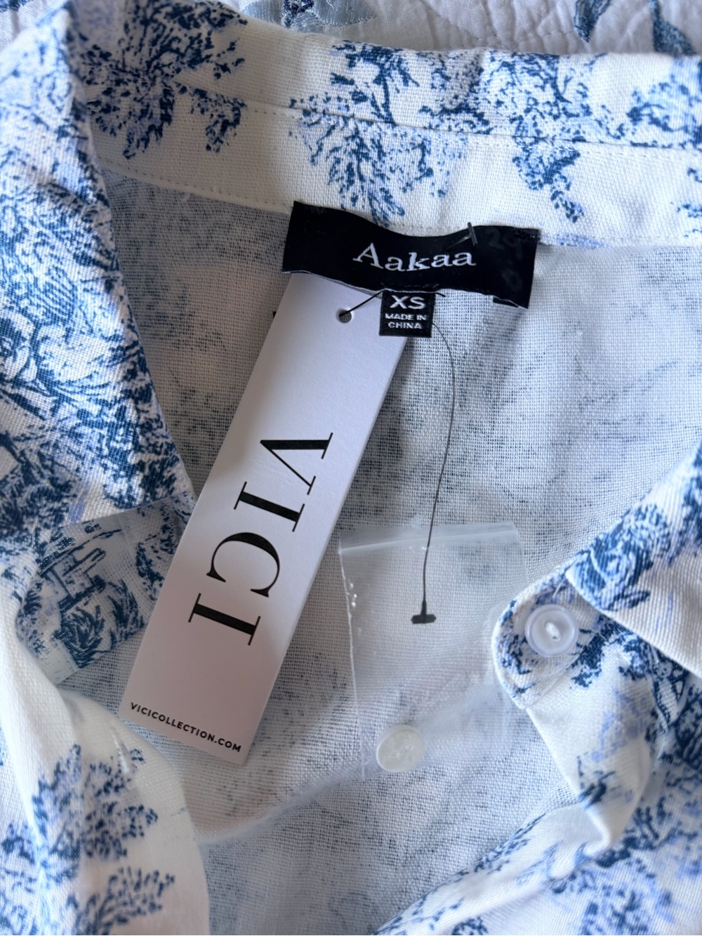Vici Sunday Best Blue and White Toile Linen-Blend Mini Dress NWT - Picture 9 of 10